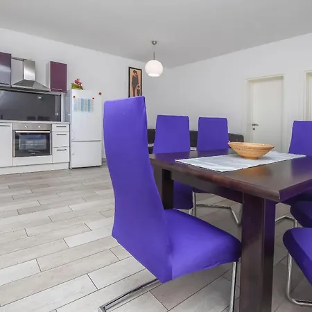 Apartment David Rogoznica (Sibenik-Knin)